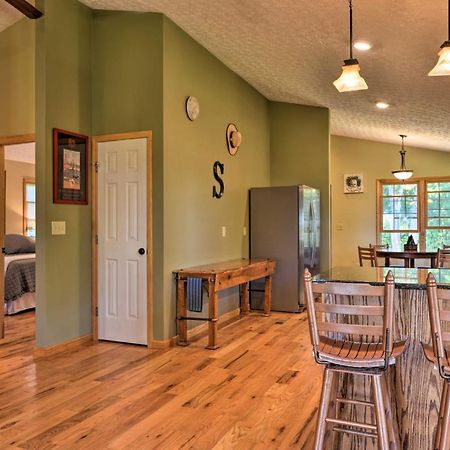 Charming Galax Retreat With Wraparound Deck! Villa Exterior photo