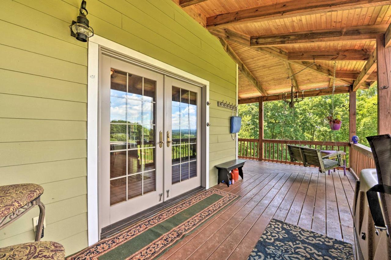 Charming Galax Retreat With Wraparound Deck! Villa Exterior photo